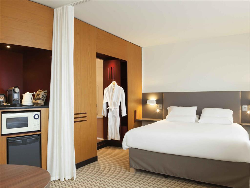 B&B Hotel Velizy Est Dış mekan fotoğraf