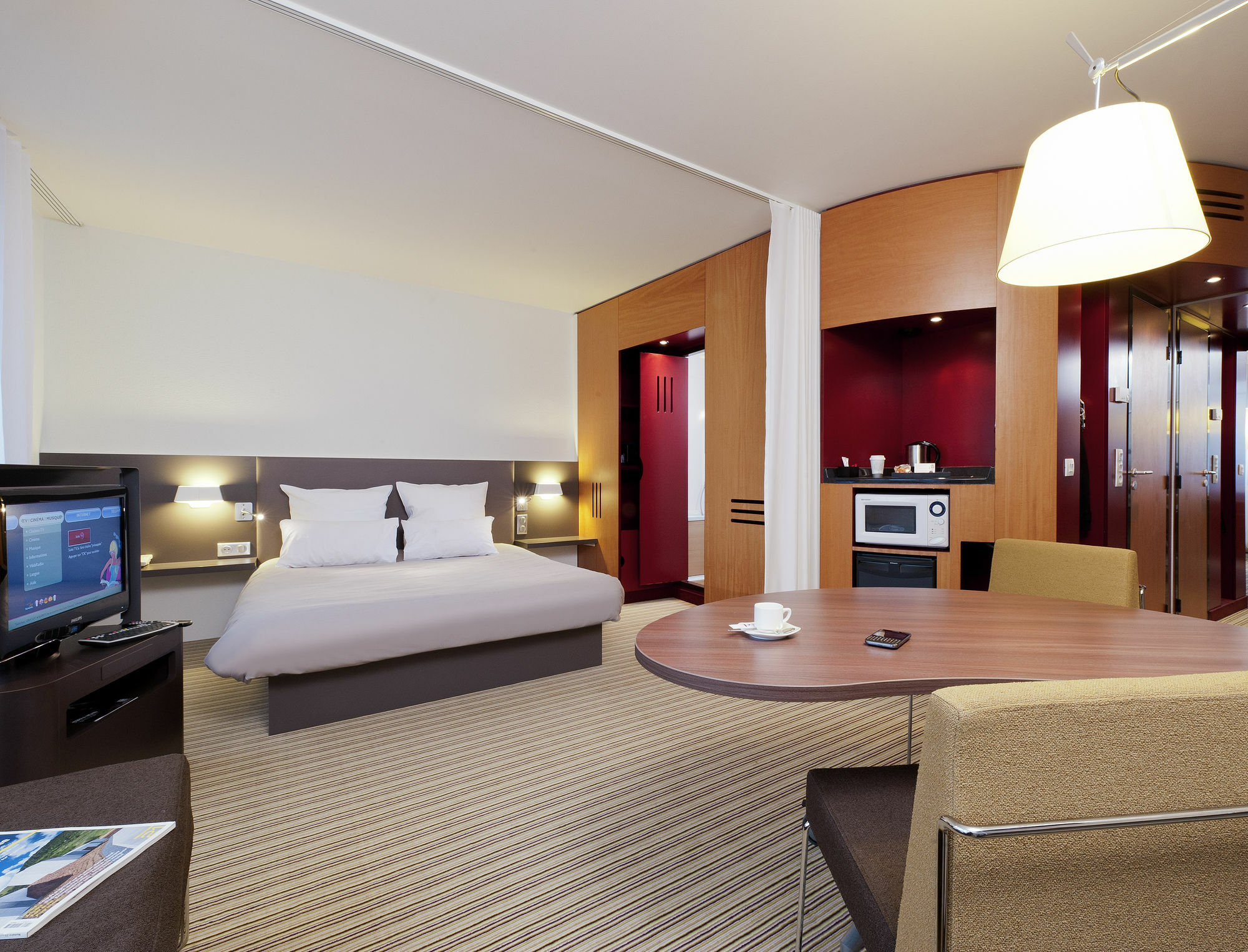 B&B Hotel Velizy Est Dış mekan fotoğraf